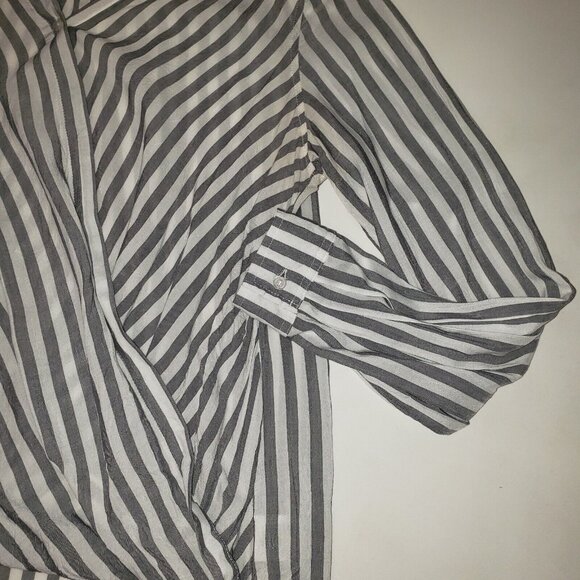 Pink Rose Blouse Womens Size Medium Grey Stripe Surplice Citycore Light Academia - Picture 10 of 16